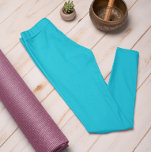 Legging Cor de Tendência do outono - Sólido Ciano Vivo<br><div class="desc">Apresentando nossas leggings cianas vívidas e na moda, uma parte da nossa coleção de cores de tendência do outono e inverno 2023/24. Estas leggings são mais do que uma simples moda; elas incorporam eterno e apelo clássico, assegurando que sua moda permaneça fresca por anos. Estas pernas vibrantes são a maneira...</div>