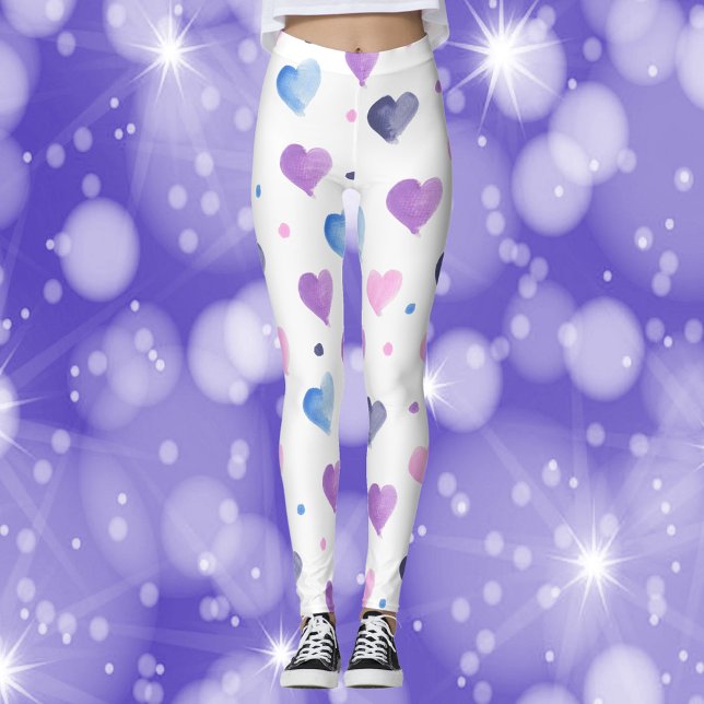 Legging Corações Padrão de Aquarela Rosa Púrpura Azul (A pair of leggings with a watercolor pattern of pink, blue and purple hearts and dots.)