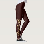 Legging Design, seu Na moda Dourado castanho, personalizad<br><div class="desc">Ouro personalizado, bonito, elegante e elegante, com script de tipografia castanho-escuro, legal, chic, na moda, moderno, moderno, atraente, cosidente à mão, mulheres cheio de longa-metragem esporte ioga ginástica correndo calças de leggings, que se estica para ajustado seu corpo, abraços em todos os lugares certos, salta de volta após a lavagem,...</div>