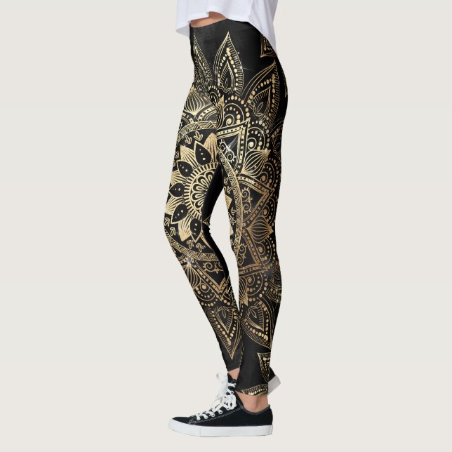 Legging Elegante Dourado Mandala Black Design (Esquerda)
