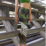 Legging Exército de Padrões Camo da Bandeira dos EUA<br><div class="desc">Este design foi criado através da arte digital. Pode ser personalizado clicando no botão personalizar e alterando a cor, adicionando um nome, iniciais ou as suas palavras favoritas. Entre em contato comigo em colorflowcreations@gmail.com se você quiser usar este design em outro produto. Compre minha pintura de acrílico abstrato original para...</div>