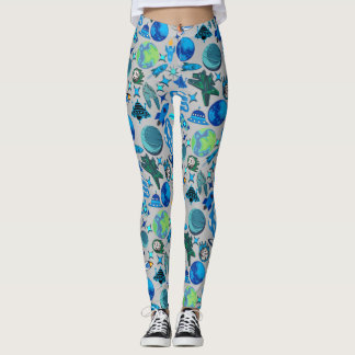 Legging Foguetes Retro no Espaço. Fundo Cinza Claro