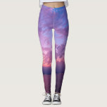 Legging Foto do Sunset Costeiro da Califórnia em Nuvens Ro<br><div class="desc">Esteja perto do oceano onde quer que vá! Trabalhe, faça tarefas, ou apenas saia nessas super surpreendentes leggings fotográficas de um brilhante pôr do sol rosa, roxo e azul sobre o Oceano Pacífico. Tão único, você nunca terá que se preocupar com nenhum imitador! Adicione um topo preto sólido para o...</div>