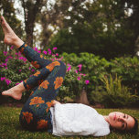 Legging Halloween, Aranhas, Webs, Lily Laranja, Branca Esc<br><div class="desc">Adicione uma vibração escura e romântica à sua estética do Dia das Bruxas. Contra um fundo azul profundo e misterioso, lírios laranja vibrantes florescem, evocando uma sensação de beleza estranha. Aranhas maliciosas tecem teias delicadas entre os lírios. Esta design esbranquiçada, mas escura, cria um ambiente charmoso para aqueles que buscam...</div>
