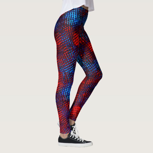 Legging Linda quadrada riscada em azul e vermelho. (Direita)