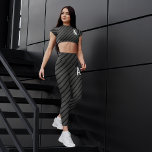 Legging Linhas negras, design moderna.<br><div class="desc">A linha preta,  design moderno,  design é perfeita para exercícios,  roupas,  ou um dia normal,  e também como presente. Este é um design único do Exército.</div>