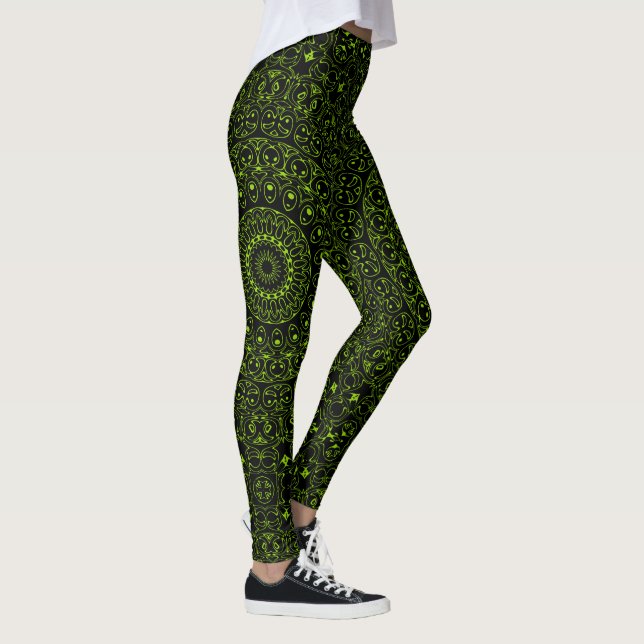 Legging Mandala Verde Chartreuse com Simetria Negrito (Direita)