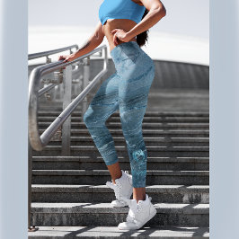 Legging Mármore Azul com uma rosa em cada perna