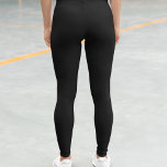 Legging Mínimo Simples de Cor Sólida Preta Jet<br><div class="desc">Leggings negras genéricas sólidas para mulheres. Cor preta de jato simples com revestimento preto para uma aparência simples e minimalista.</div>