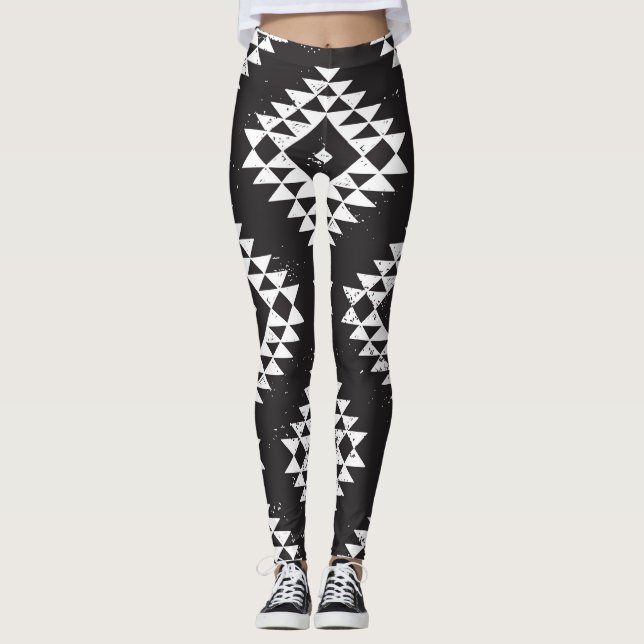 Legging Navajo Geométrico: Tribal Branco Negro. (Frente)