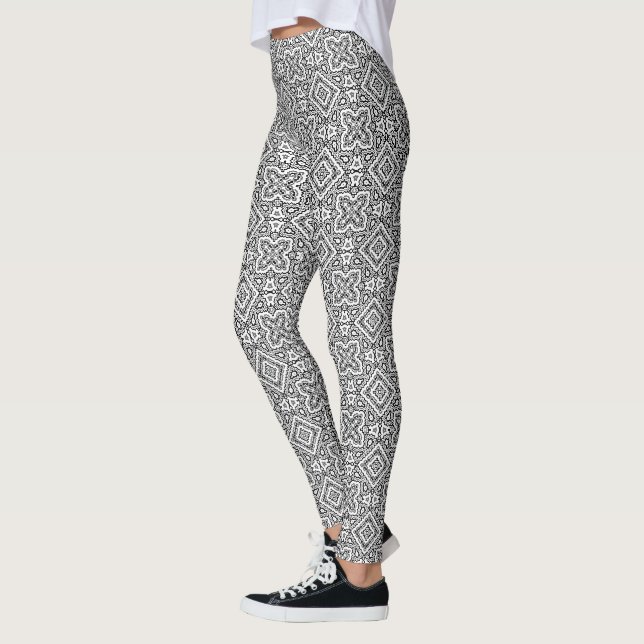 Legging ornamentação geométrica negra e branca (Esquerda)