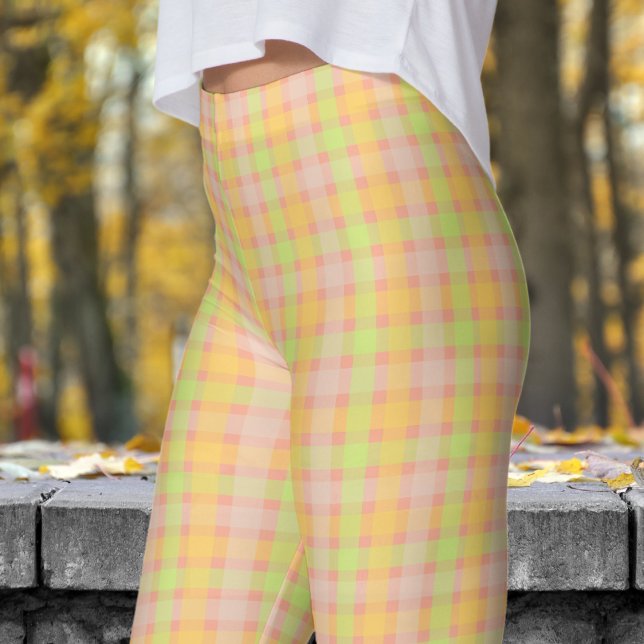 Legging Padrão Clássico de Verificação de Primavera e Pêss (Spring Green and Peach Check Pattern Leggings)