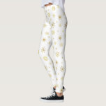 Legging Padrão de floco de neve de ouro branco feriado neg<br><div class="desc">Seja um ladrão de tendências e entre no espírito de feriado com essas leggings bonitas e aconchegantes! Um padrão aleatório, divertido, falso, falso, falso, floco de neve de ouro em um fundo branco e limpo, ajuda você a subir na temporada de festas. Trabalhe, faça recados, ou apenas saia. Tão único,...</div>