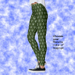 Legging Padrão de símbolo feminista verde escuro<br><div class="desc">Estas leggings são uma cor verde-escura,  com um padrão repetitivo em branco-claro. O padrão deriva do símbolo do Vênus,  uma sutil declaração em apoio às mulheres. Isso seria um belo presente para o Natal ou aniversário.</div>