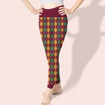 Legging Padrão Verde Argyle Bonito Elegante<br><div class="desc">Argyle Red Green Pattern Elegante Leggings Bonito. Estas leggings elegantes apresentam um belo padrão de Argyle Vermelho e Verde. Estas leggings bonito são desenhadas para fazer uma declaração com o seu padrão de argila cativante, com tons vibrantes de vermelho e verde. Estas leggings bonito elegantes e verdes argilosas são a...</div>
