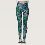 Legging Padrões de Aquarela Verde Selva<br><div class="desc">Este padrão moderno e artístico é perfeito para os meses de verão. Apresenta flores verdes, cor-de-coral, rosa-coral, violeta-roxo, azul-clássico, preto e branco de aquarela e padrão de folhas sobre um fundo verde-selva. É artístico, legal, único e moderno. Estilize com esta peça pintada à mão feita pela artista de La Femme,...</div>