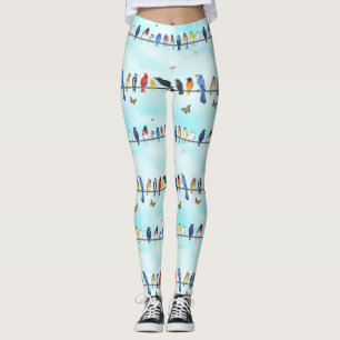 Legging pássaros do quintal numa linha com borboletas