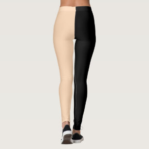 Legging Pernas de Tom de Pele Negra Olhando Simplicidade