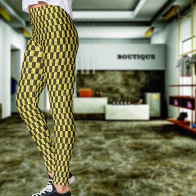 Legging Preto-Com-Painéis-Dourados-IV (Step out in contemporary style, when wearing these Gold,-Paneled Black IV Leggings!)