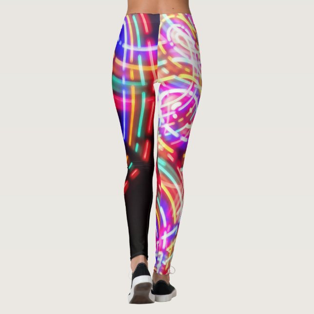 Legging Razzle brilha caneleiras pelo artista C.L. Brown (Verso)
