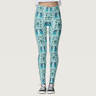 Legging Rosas Em um Remendo Áspero Água
