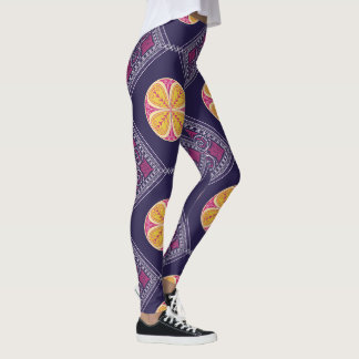 Legging Tecido Roxo Elegante com Padrão Floral Amarelo