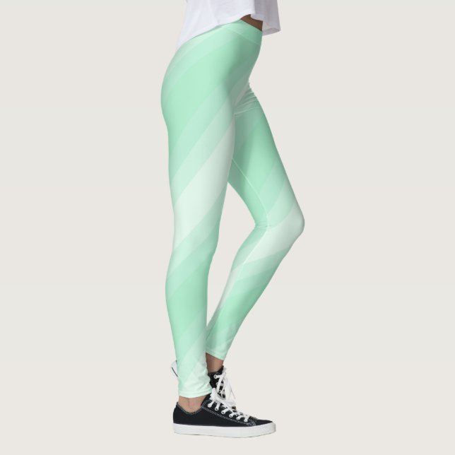 Legging Trendy Modern Mint Green Stripes Modelo (Direita)