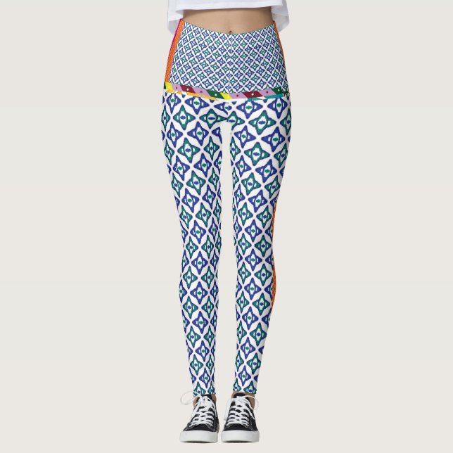 Legging um padrão azul e verde com fundo branco (Frente)