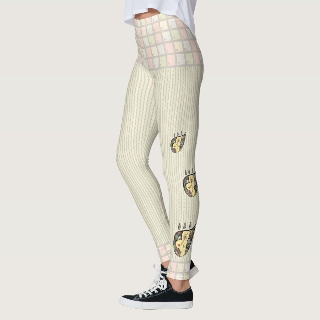 Legging Uma Flor Dentro Das Pernas (Esquerda)