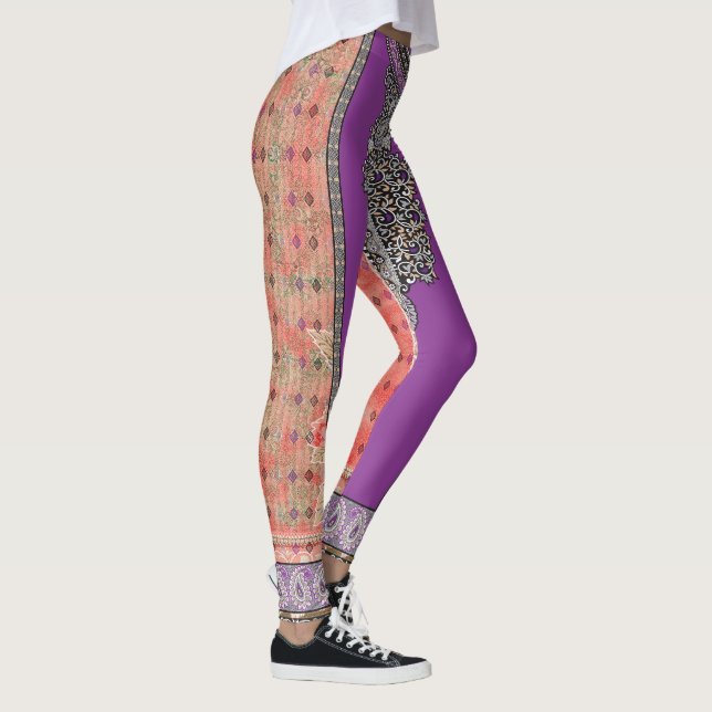 Legging uma fotografia de um cachecol com um design (Direita)