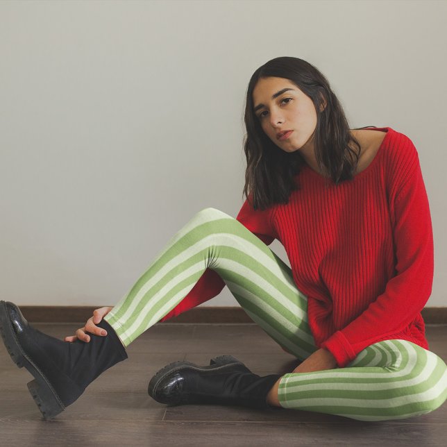 Legging Verde Simples E Mínimo Cuítico Escuro (Simple green striped whimsical leggings)