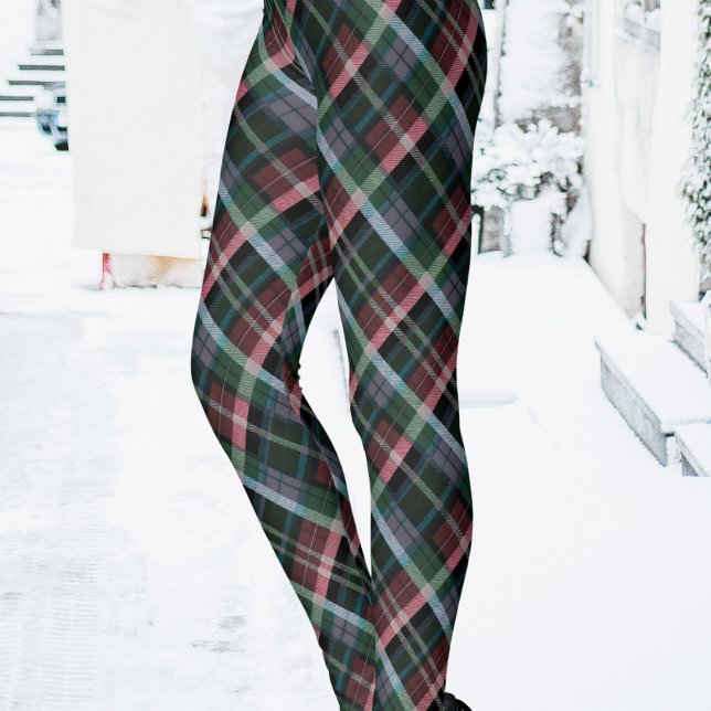 Legging Xadrez de Tartan Preto Verde na moda, Padrão (A trendy pair of women's leggings with tartan plaid pattern in dark colors)
