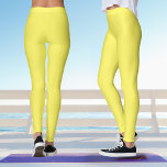 Legging Yoga Amarelo Bold Banana<br><div class="desc">Essas leggings de ioga amarela-banana ousadas podem ser misturadas e comparadas com as tampas do tanque de mandala nesta coleção.</div>