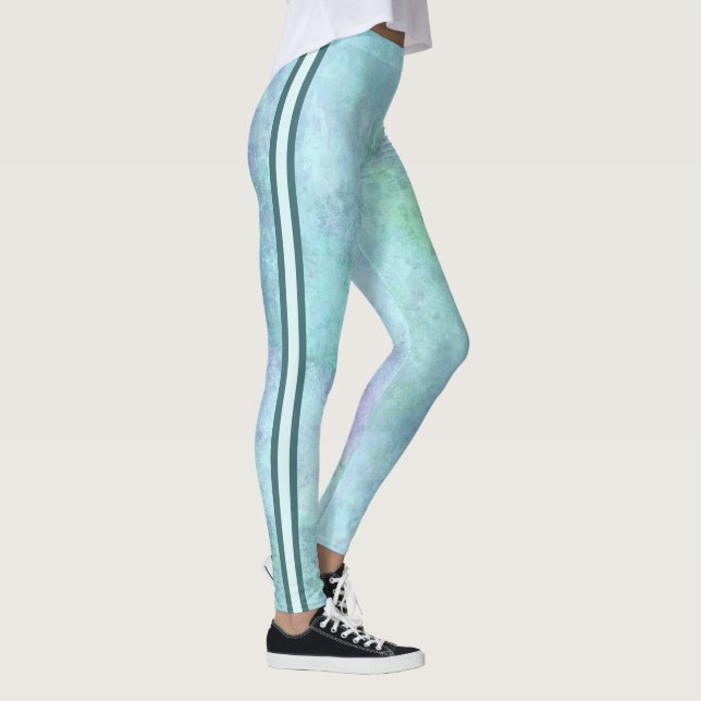 Leggings de Yoga nas Águas Mágicas do Attoni (Direita)