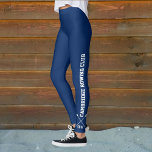 Leggings do Clube de Remas Personalizadas Nome da<br><div class="desc">Leggings personalizadas incríveis para você ou para toda a sua equipe. O nome do seu clube sobe as pernas e os remos cruzados e o seu monograma está posicionado logo acima do tornozelo. Você pode alterar a cor de fundo para corresponder ao uniforme/cores da sua equipe - basta clicar em...</div>