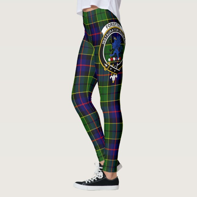 Leggings femininas com o brasão do clã Forsyth na  (Esquerda)