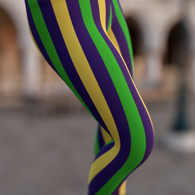 Leggings Mardi Gras Douradas e verdes (Celebrate Fat Tuesday in style in a pair of Purple Gold and Green Striped Mardi Gras Leggings)