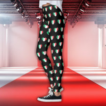 Leggings Pretas com Estampa de Corações da Bandeir