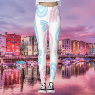 Leggings Transcend in Style