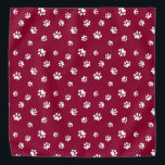 Lenço Folha branca, bonita e divertida, imprime padrão v<br><div class="desc">Esta bandana divertida apresenta impressões bonitas de pata branca sobre um fundo vermelho rico para uma pop divertida de pincel! Você também pode mudar a cor vermelha escura do fundo e as cores do texto para o seu favorito.</div>