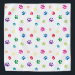 Lenço Impressões coloridas de pata de animais<br><div class="desc">Mostre o quanto você ama os animais com esta linda e colorida pata de bandana. Também parece incrível com um fundo preto. Aposto que seu animal de estimação vai ficar adorável vestindo-o!</div>