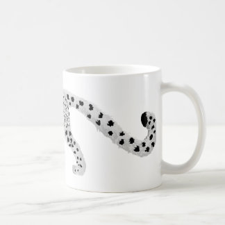 Leopardo de neve com a caneca das marcações do