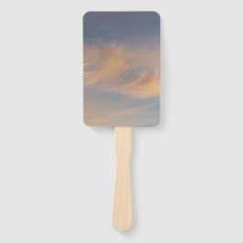 Leque Nuvens de sabores em cirros em um ventilador de mã