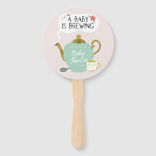 Leque O bebê está fabricando cerveja o chá de fraldas