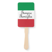 Sempre Famiglia e cores da bandeira italiana