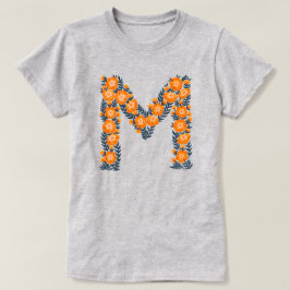 Letra floral M camiseta básica da mulher