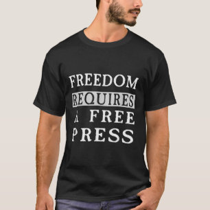 Liberdade Requer Uma Camisa De Foto De Imprensa Li