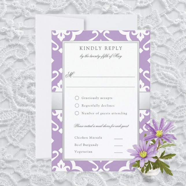 Lilly Damask Floral Wedding Meal RSVP Card (Criador carregado)