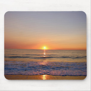 Linda foto do nascer do sol da praia no mouse pad
