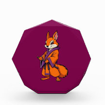Lindo Esquilo Samurai Japonês